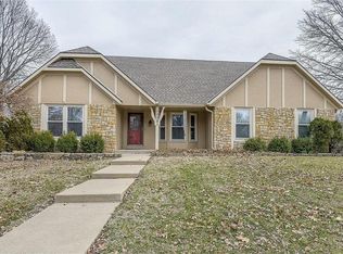10521 Bradshaw St, Overland Park, KS 66215