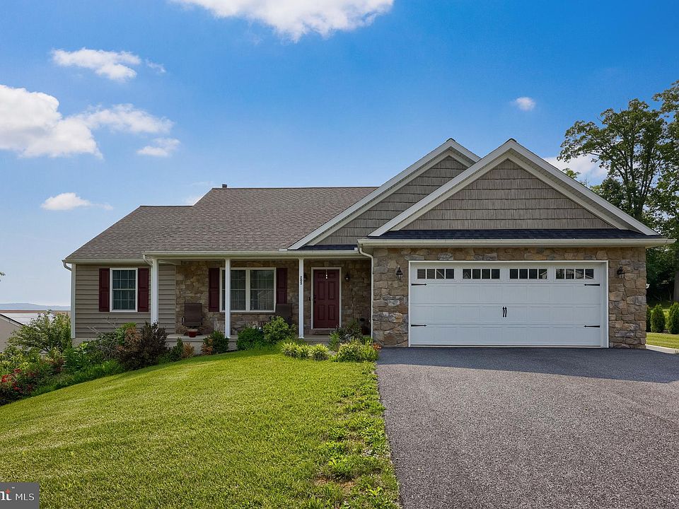 1st image of 205 Wildflower Dr