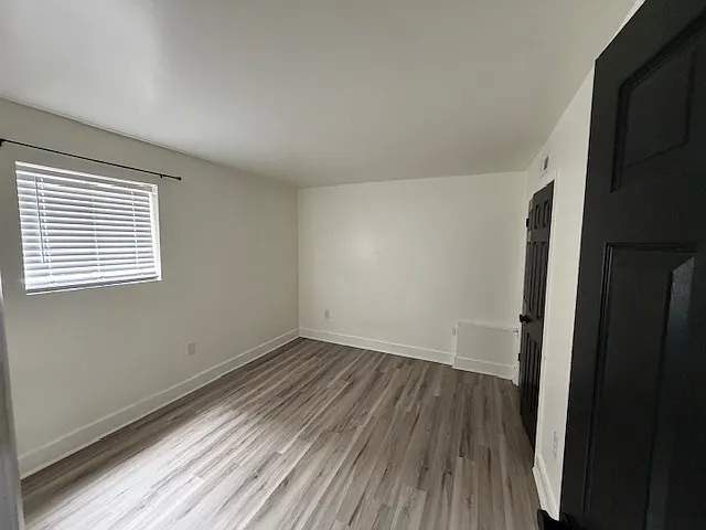 601 King George Ave SW — Photo 5