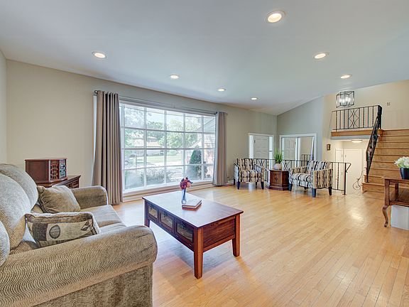 2nd image of 2339 S Cedar Glen Dr