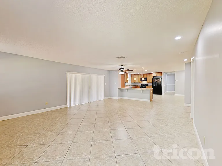 1548 Silver Fox Cir — Photo 6
