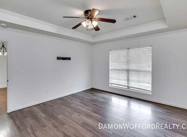 107 Emry Cv — Photo 47