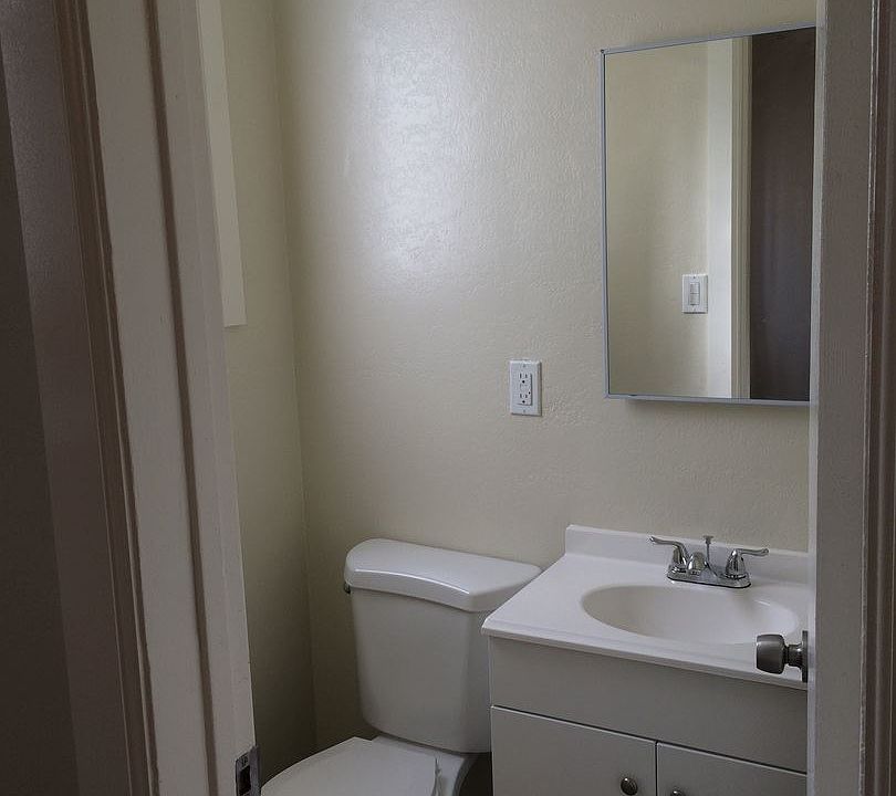 1st image of 13106 S Vermont Ave APT 02