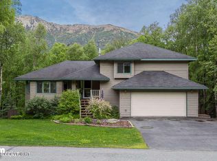 19522 S Mitkof Loop, Eagle River, AK 99577