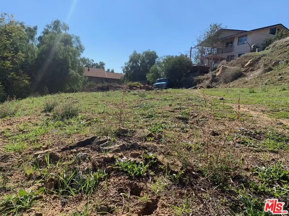 207 S La Gross Way, Chatsworth, CA 91311