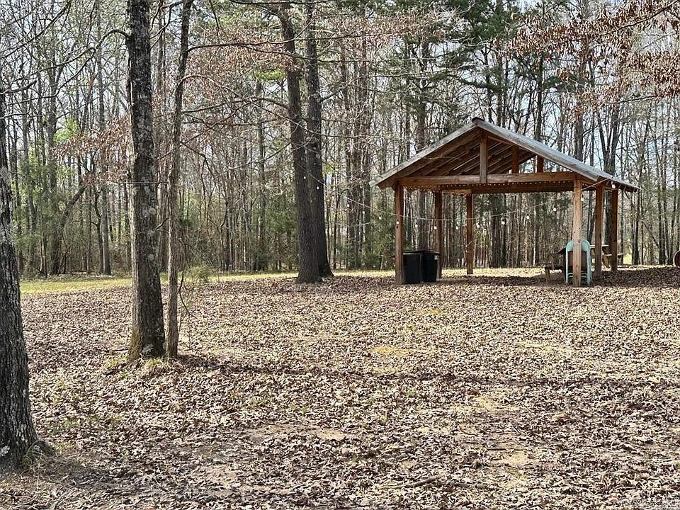 2nd image of Pioneer Ln W Lot 9