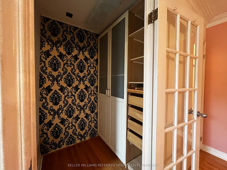 150 Farnham Ave #334 — Photo 4