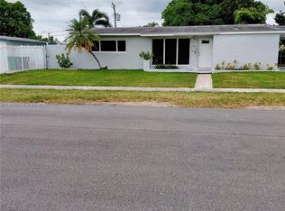 1620 SW 87th Ct, Miami, FL 33165