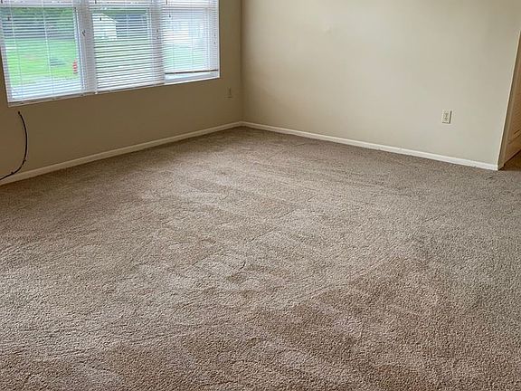 5th image of 404 Elias St APT 207