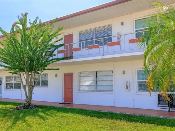 2050 58th Ave N APT 25, Saint Petersburg, FL 33714