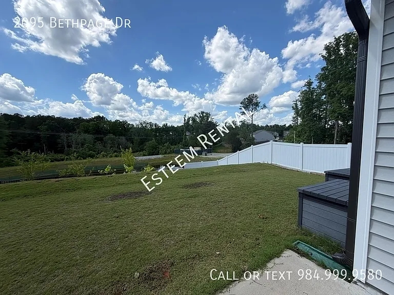 2095 Bethpage Dr — Photo 40