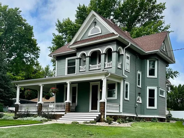 407 N Main St, New Sharon, IA 50207