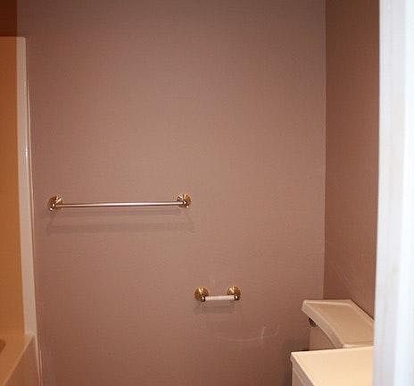 4th image of 1403 NW Cardiff Dr