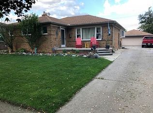 8129 Robinson Ave, Allen Park, MI 48101