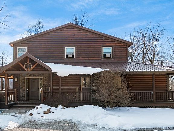 2nd image of 18028 Winterset Ln