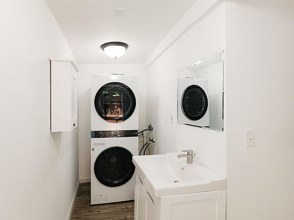 4th image of 4827 N Tilden Ave