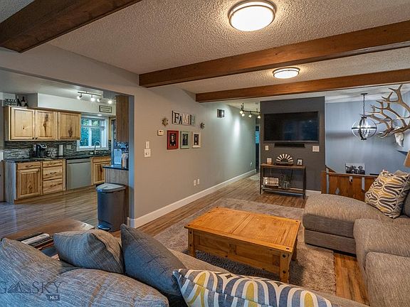 4th image of 213 Spruce Ln