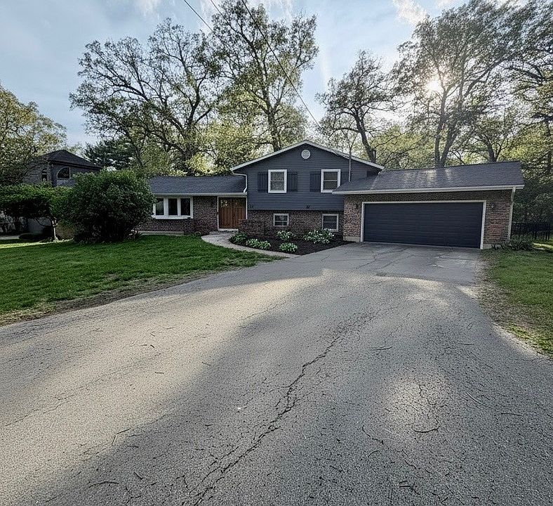 1st image of 1211 Timberlane Dr