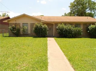 9544 Glengreen Dr, Dallas, TX 75217