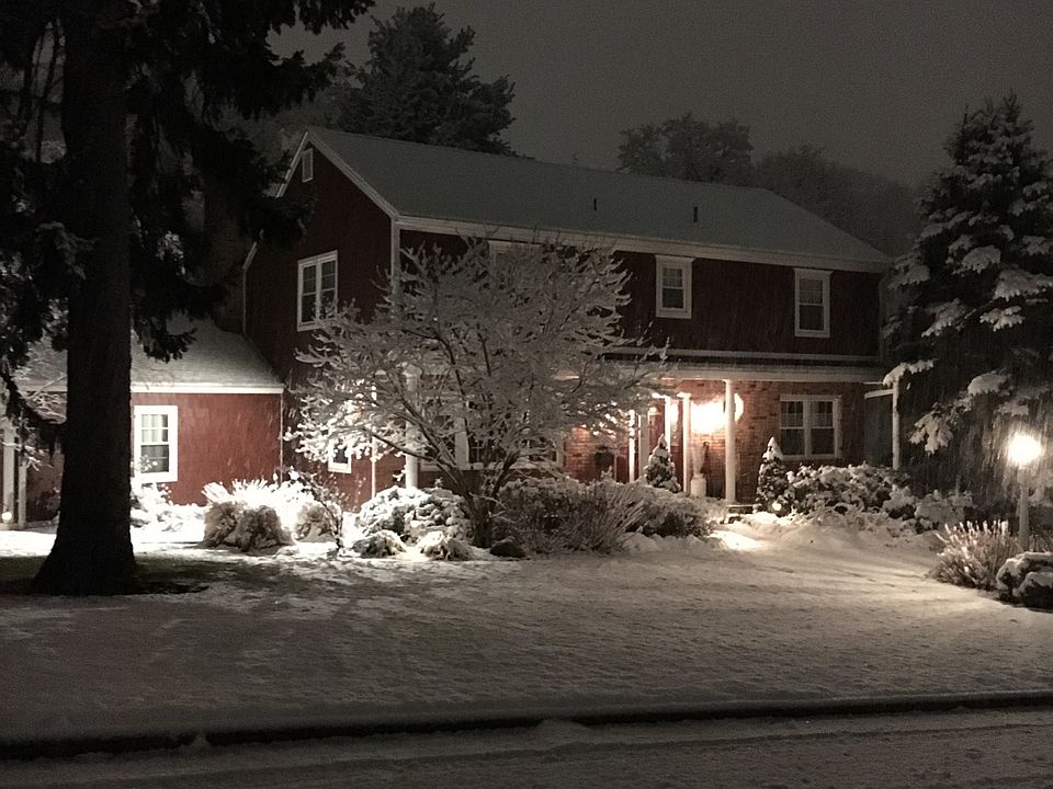 2nd image of 4 Hillside Ave