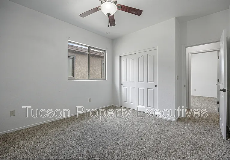 7585 E Picket Fence Ln — Photo 23