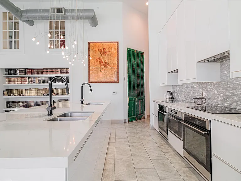 1901 Post Oak Blvd #4102 — Photo 8