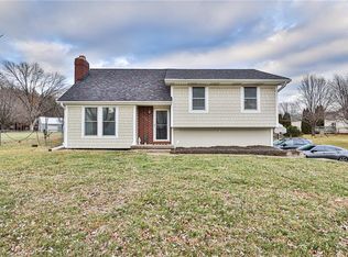 17800 E Whitney Rd, Independence, MO 64058