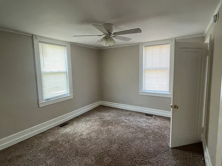 509 Lord Ave #509 — Photo 7