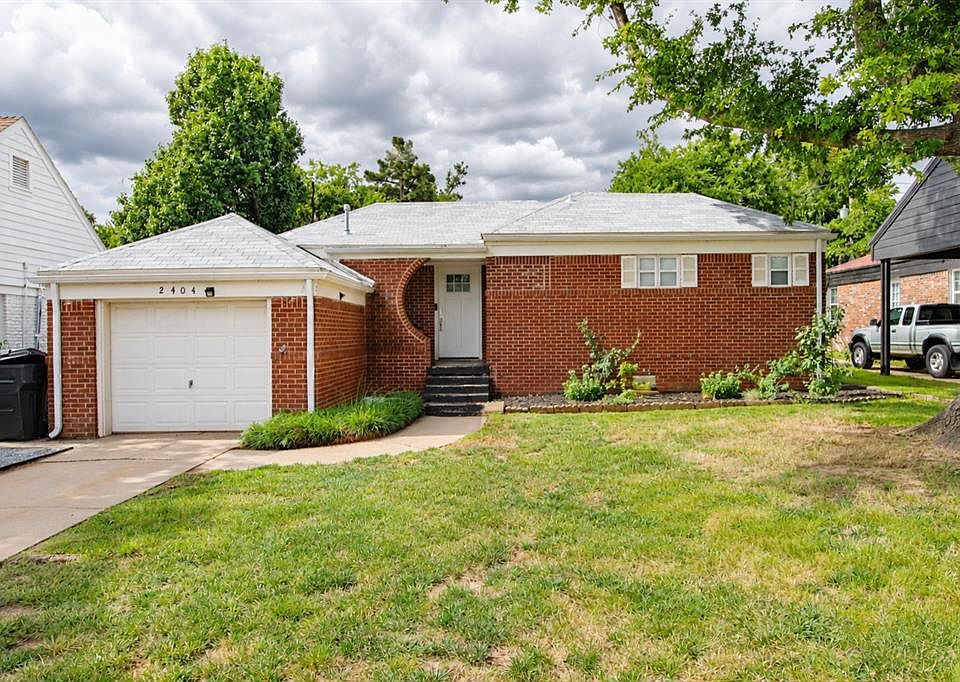 1st image of 2404 Cashion Pl
