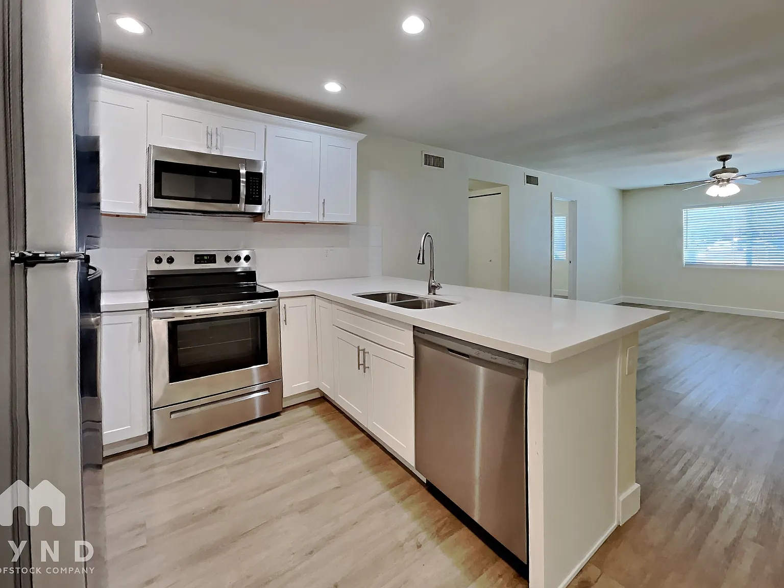 2 bed, 1.0 bath, 700 sqft, $1,375 — Photo 1