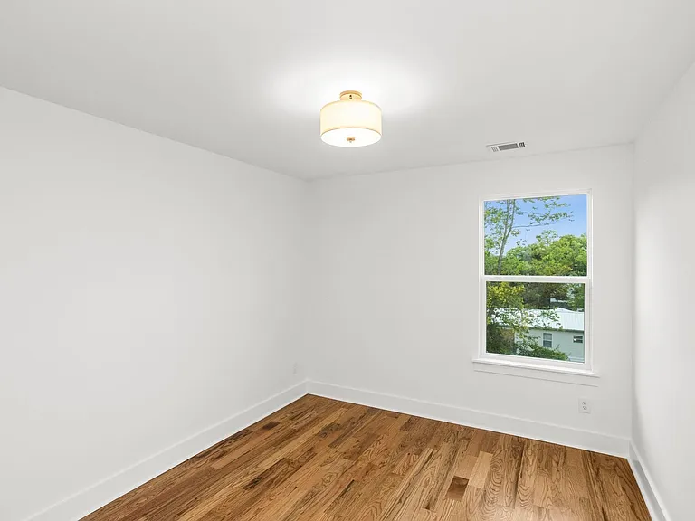 656 Chambers St #140 — Photo 14