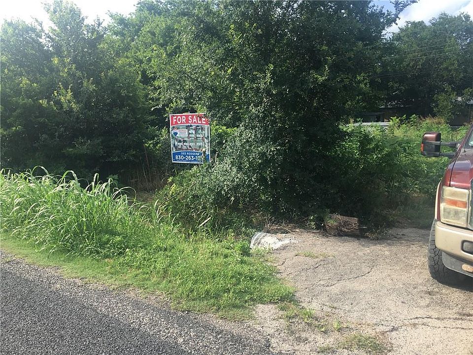 2nd image of Vevey Dr
