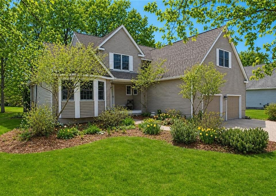 1st image of 56 Wanda St