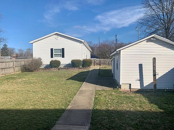 4th image of 8448 Granite St