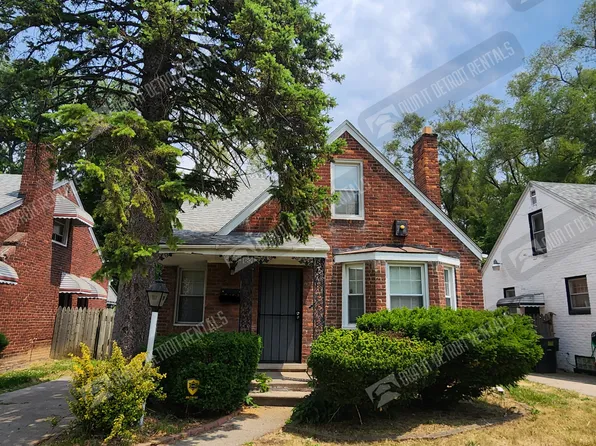 18492 Gilchrist St, Detroit, MI 48235