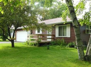 3408 Brooks Rd, Oshkosh, WI 54904