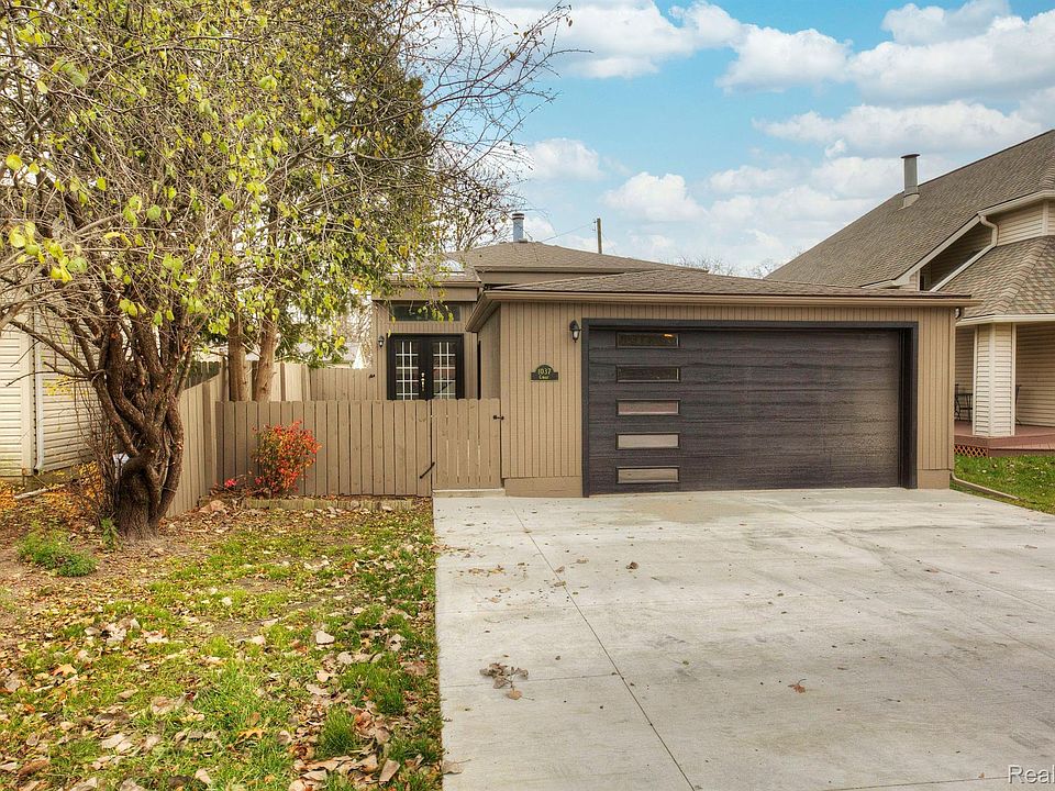1st image of 1037 Cobalt Ave
