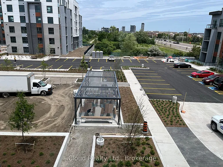 95 Dundas St W #325 — Photo 3