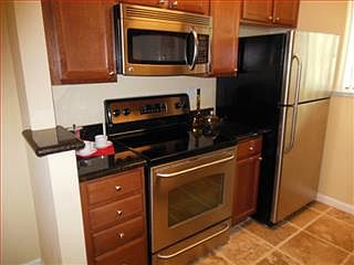 2nd image of 824 Catkin Ct
