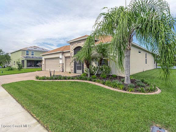 2nd image of 1851 Bridgeport Cir