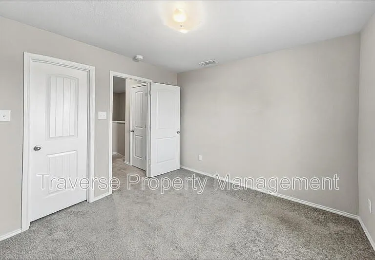 2700 Andesite Ln — Photo 16