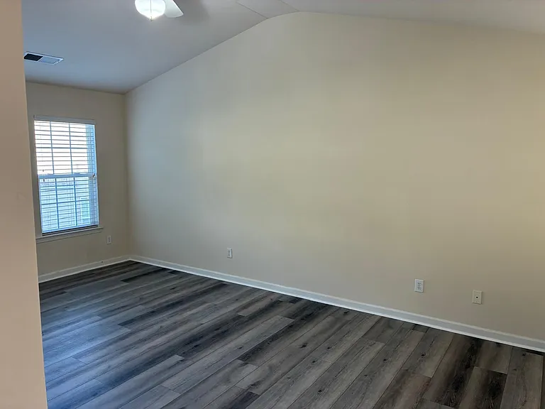 10217 Kendra Ct — Photo 3