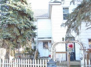 608 Main St, Dickson City, PA 18519