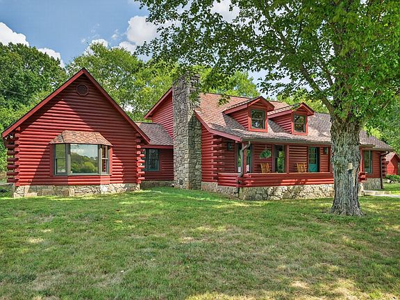 3rd image of 1409 Wade Brown Rd