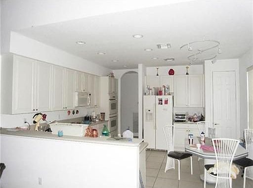 3rd image of 2218 SW Newport Isles Blvd