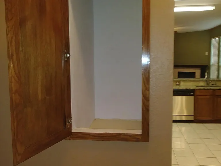 10506 Greenbriar Ln — Photo 11