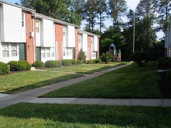 4th image of 2260 Afton Ave