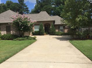 152 Hemlock Ln, Madison, MS 39110
