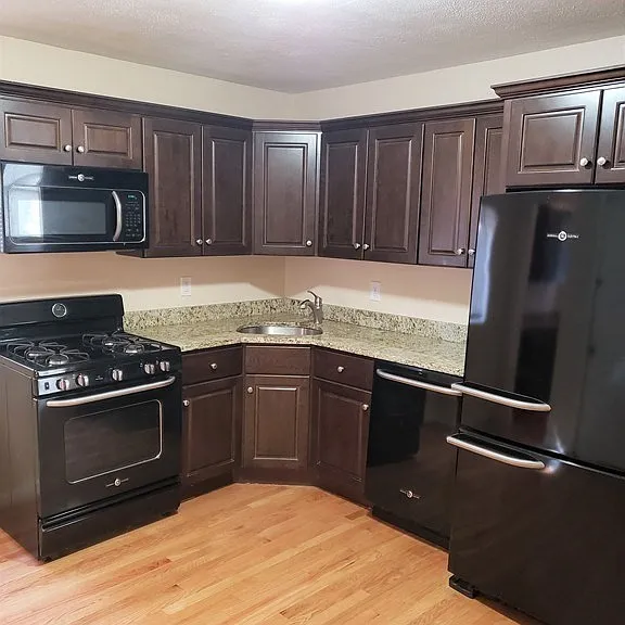 5 Timothy Ave #1 — Photo 1