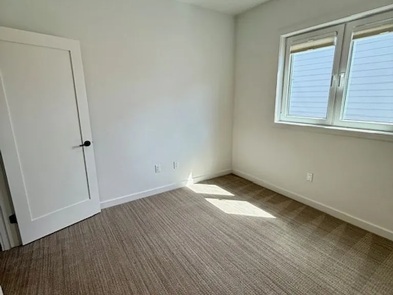 2957 S 27th Ave — Photo 51